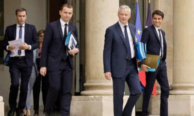 Politique : Le remaniement enfin terminé, voici tous les mouvements de ministres