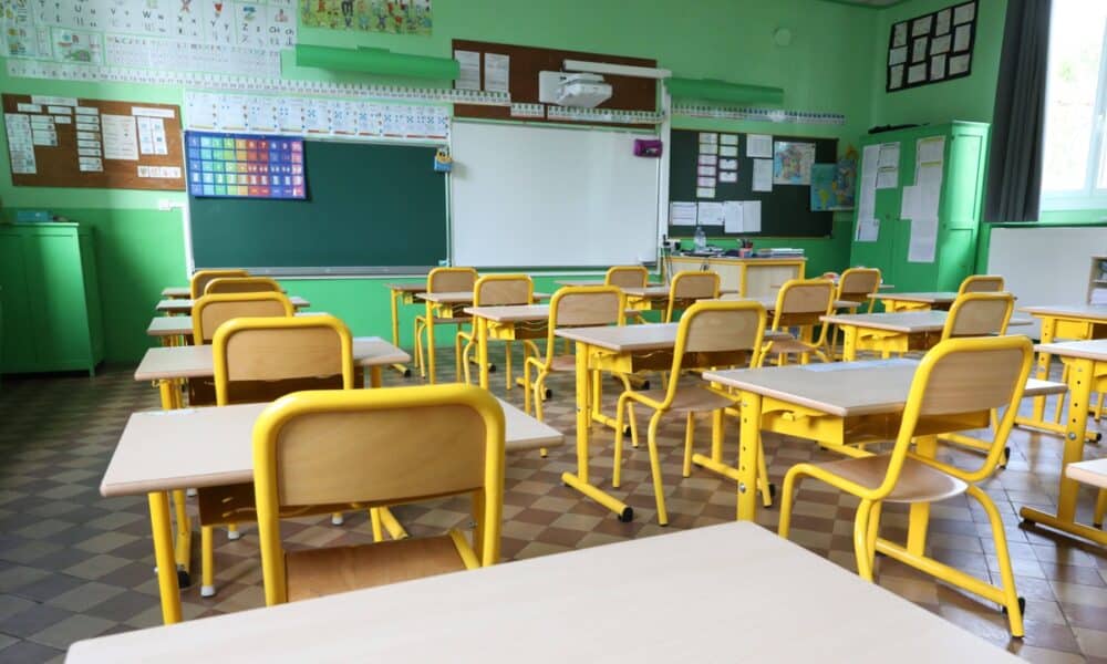 Les enseignants en grève pour lancer "un avertissement" à leur ministre