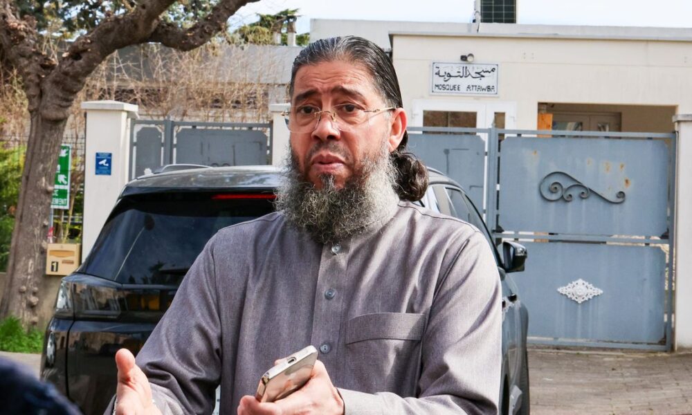 Gard : l'imam Mahjoub Mahjoubi expulsé de France vers la Tunisie