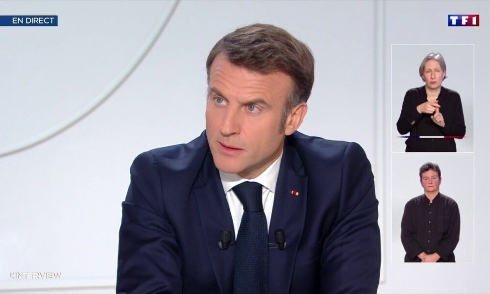Soutien à l'Ukraine : Macron évoque l'envoi de troupes et la menace nucléaire