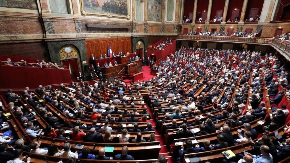La France inscrit l'IVG dans sa Constitution, un vote historique