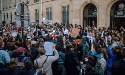 Sciences-Po Paris bloqué par des dizaines d'étudiants pro-palestiniens depuis jeudi soir