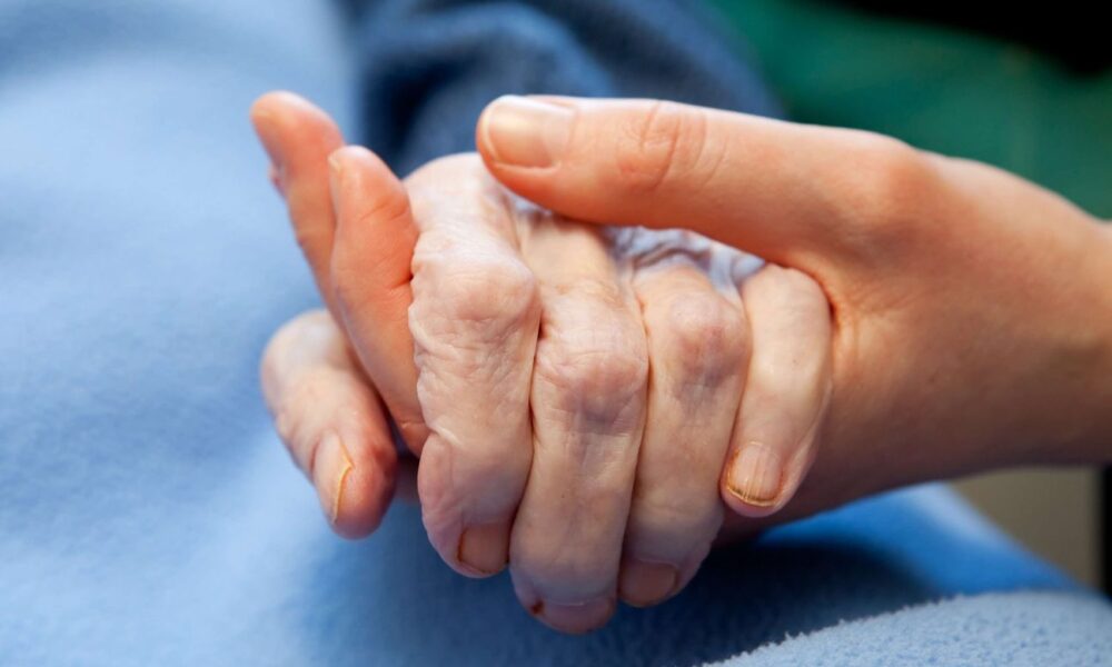 Fin de vie: le projet de loi entame sa course de fond à l'Assemblée