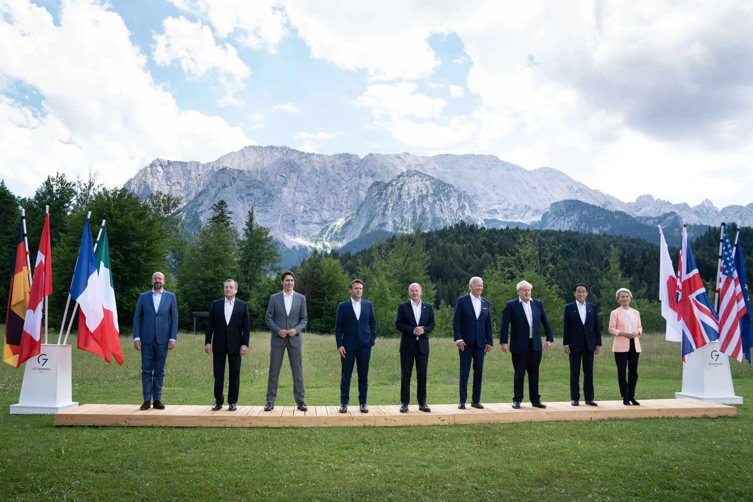 Les dirigeants du G7 se réunissent en Italie pour discuter du soutien à l'Ukraine