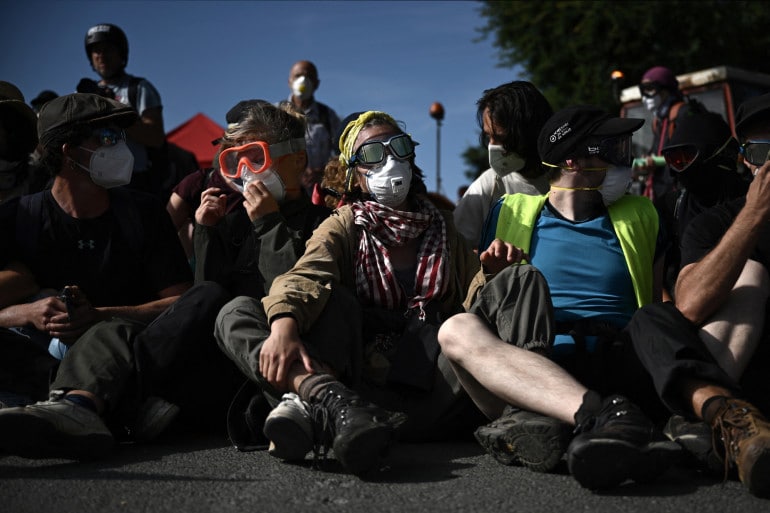 Manifestation contre les bassines à La Rochelle : affrontements et tensions