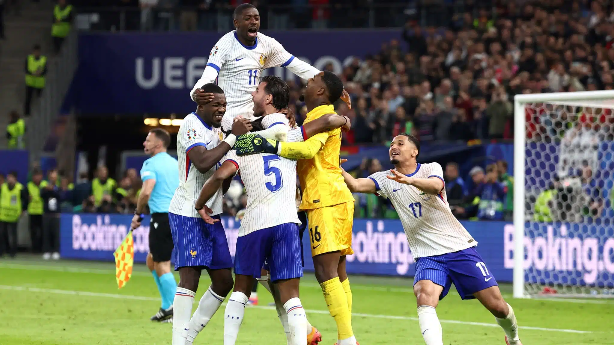 Euro 2024 : les Bleus battent le Portugal aux tirs au but et rejoignent l’Espagne en demi-finale