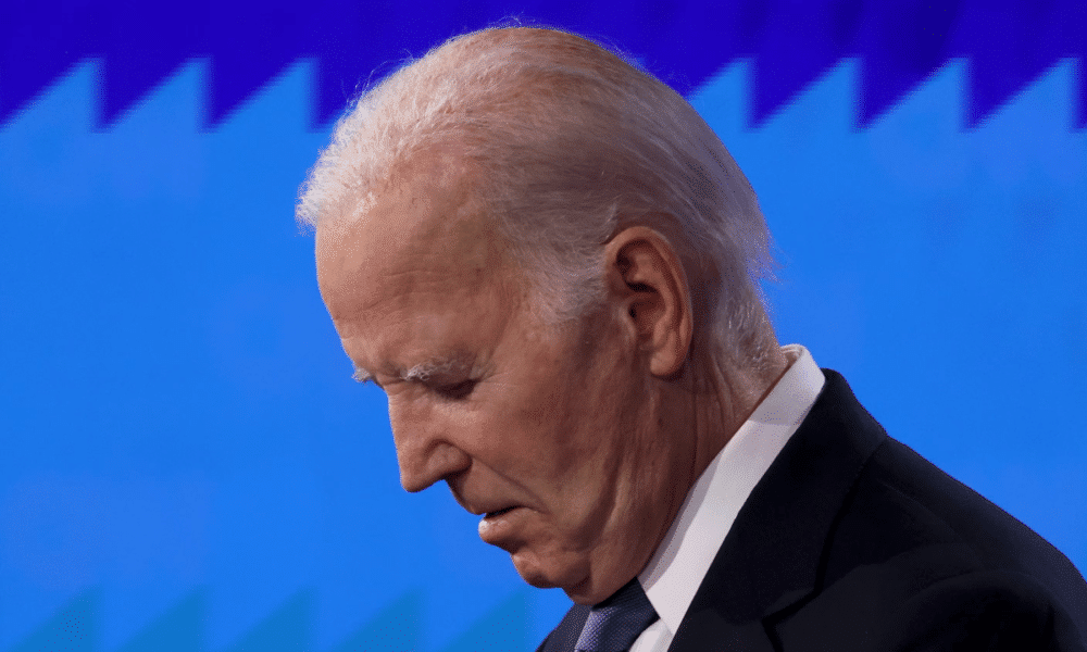 États-Unis : des démocrates s'interrogent sur l'avenir de Joe Biden