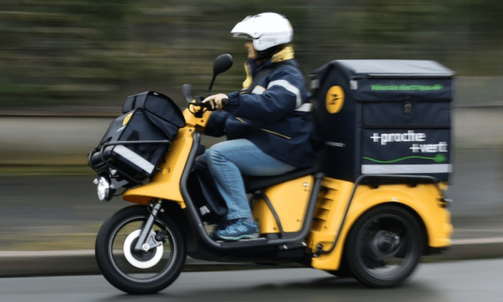 Faits-Divers : un facteur jugé pour avoir stocké 13 000 lettres non distribuées