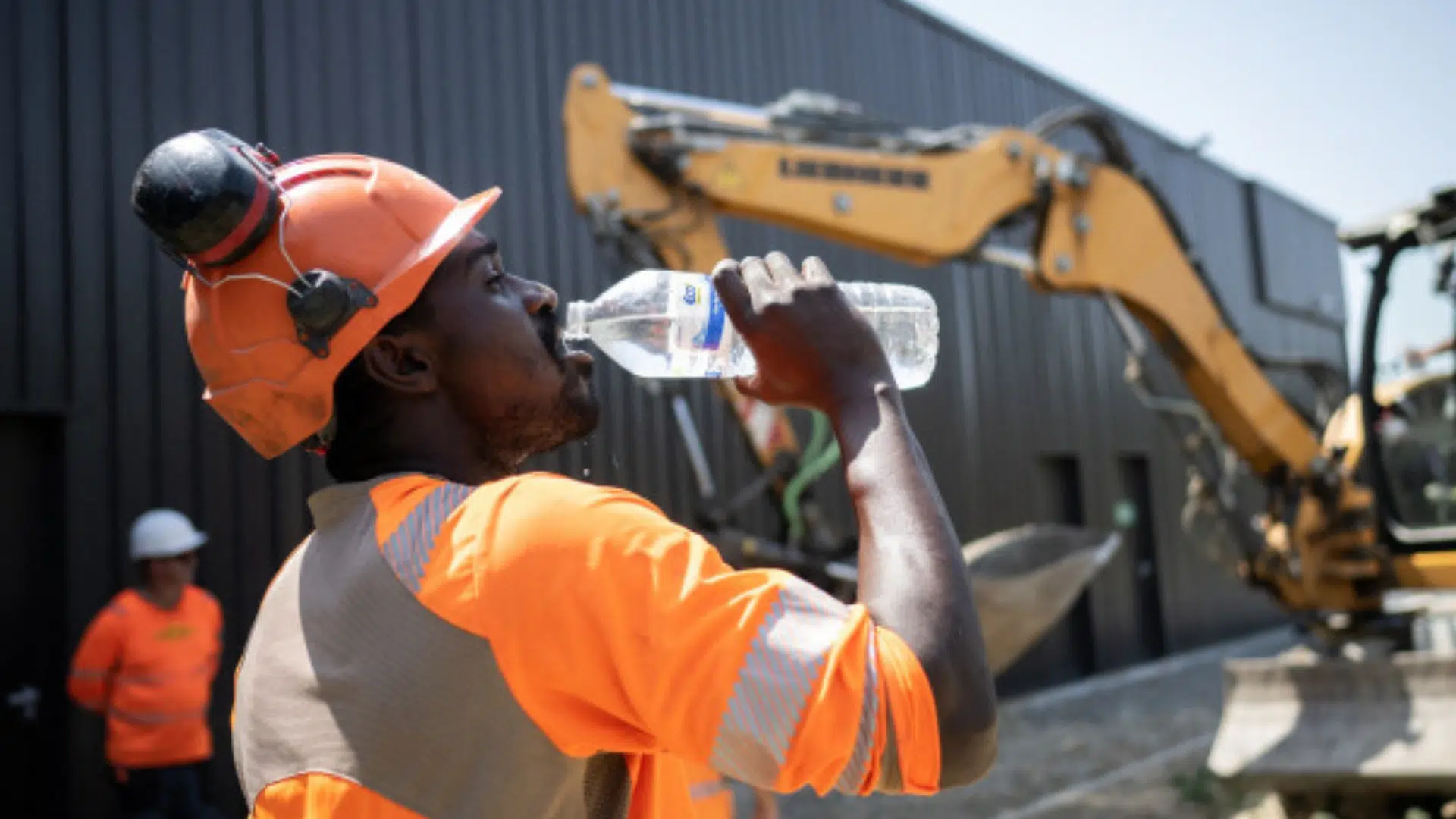 L’État reconnait la canicule comme motif de chômage technique dans le bâtiment