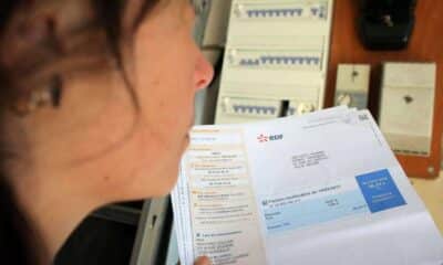 Electricité : le gouvernement renonce à appliquer une augmentation des tarifs prévue pour le 1ᵉʳ août