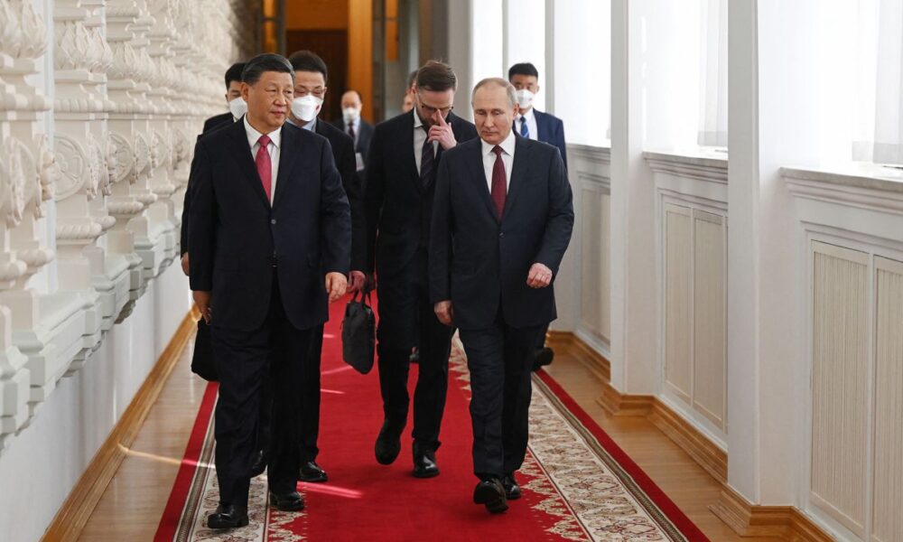 Xi et Poutine prônent un monde "multipolaire" pour être du "bon côté de l'Histoire"