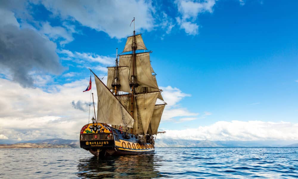 Brest refuse l'accès au voilier russe Shtandart en raison des sanctions européennes