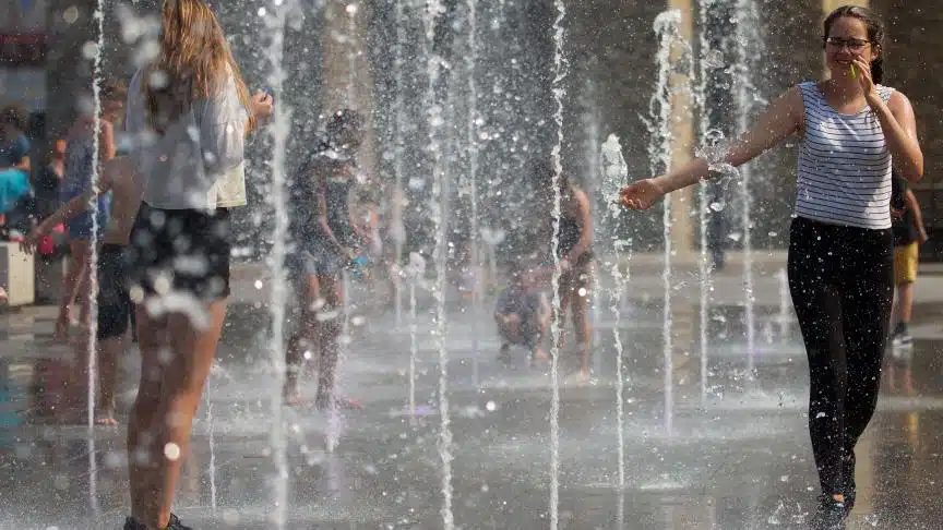 Alerte canicule et orages : 42 départements sous surveillance