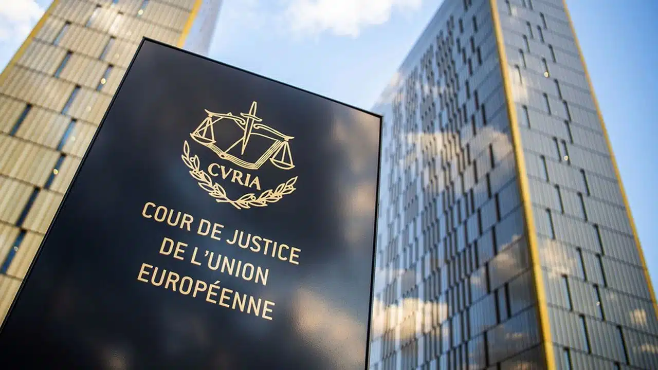 Victoire historique de la justice européenne contre Apple et Google