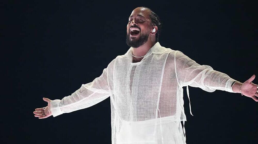 Slimane, visé par une plainte pour harcèlement sexuel, remporte un NRJ Music Award