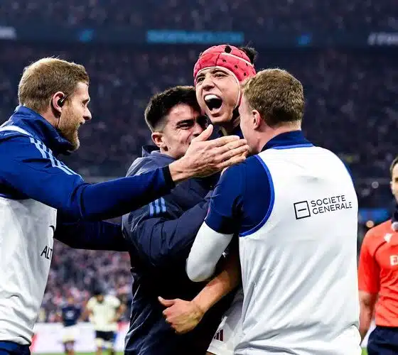 Le XV de France triomphe des All Blacks dans un duel épique (30-29)