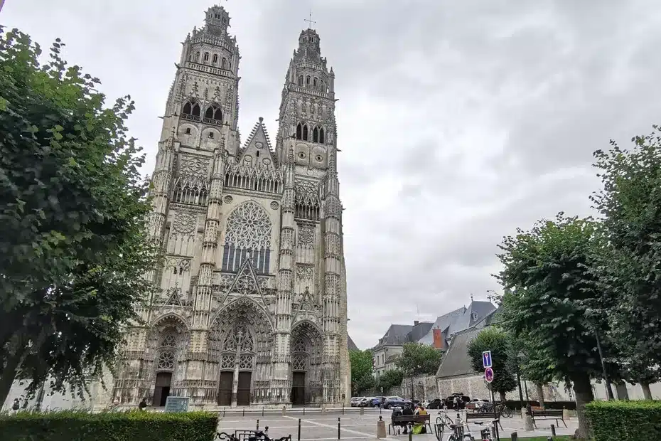 Pédocriminalité: les victimes "soulagées" après la condamnation d'un prêtre par le tribunal canonique