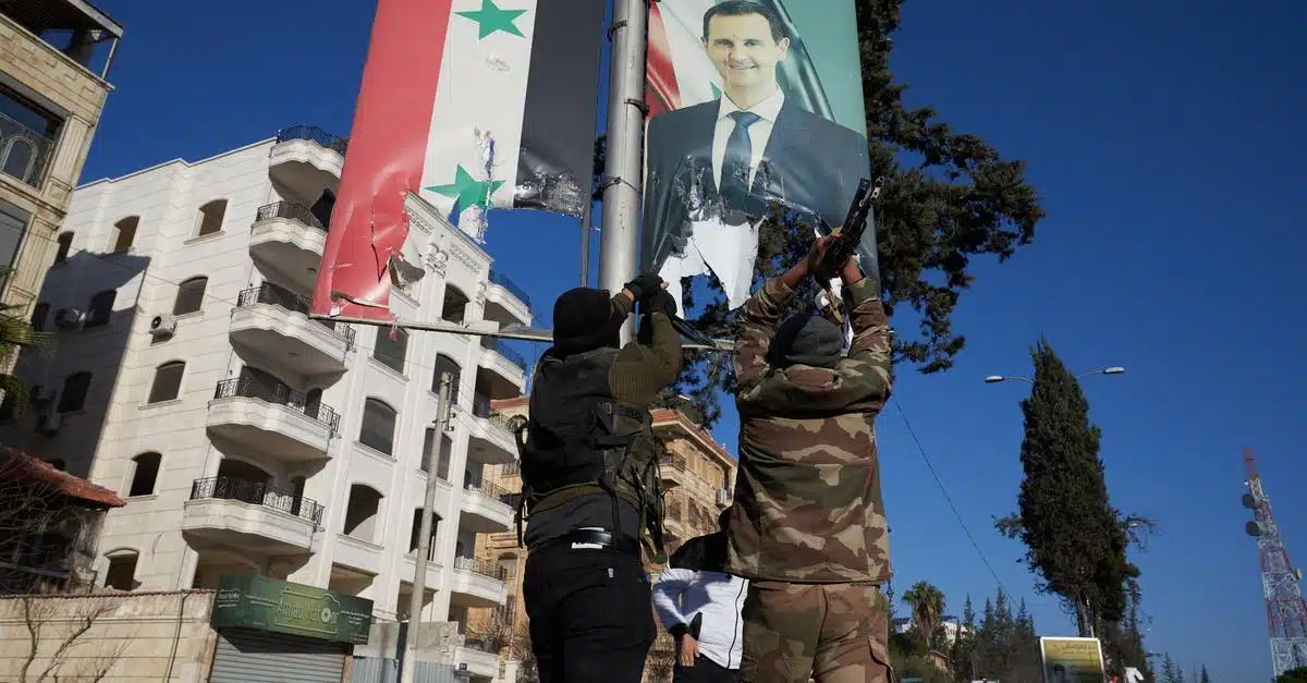 Bachar al-Assad chassé du pouvoir, la Syrie tourne une page de son histoire