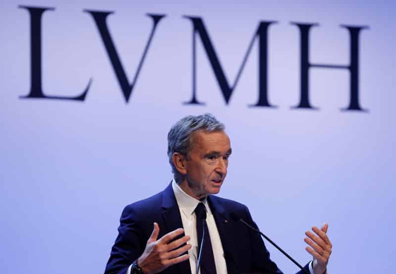 LVMH ralentit en 2024 et son PDG dénonce une surtaxe en préparation