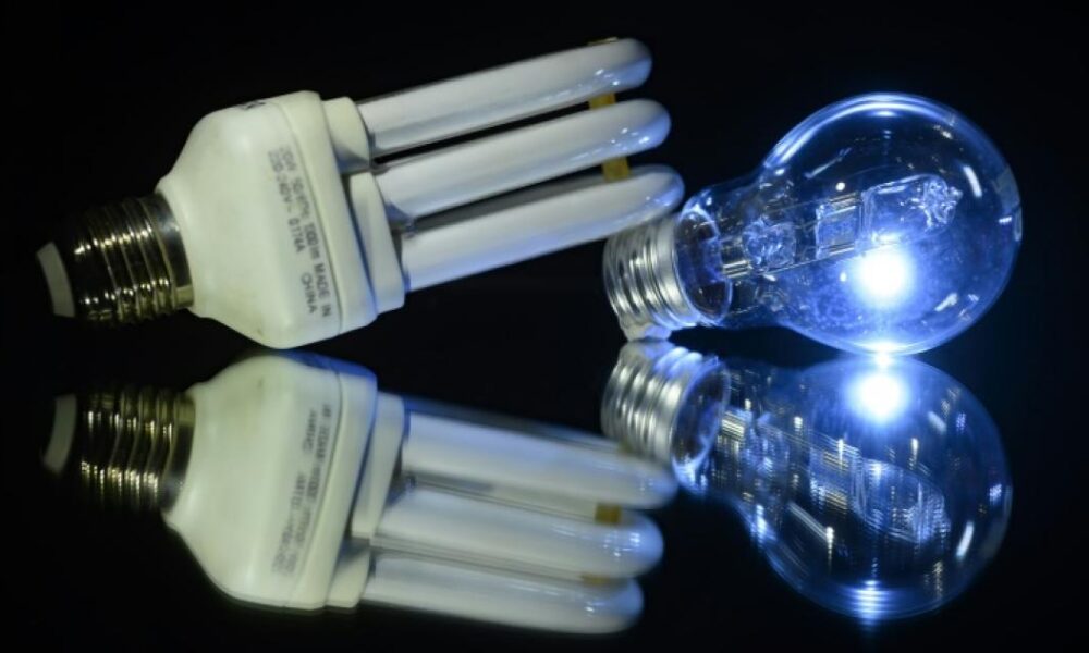 Électricité: la facture baissera de 15% pour la plupart des ménages au 1er février