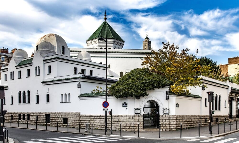 La Grande mosquée de Paris introduit une invocation pour la France après le prêche du vendredi