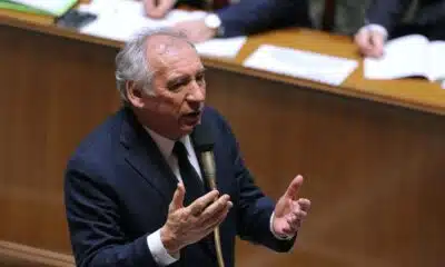 Budget: Bayrou va dégainer le 49.3 au risque de la censure