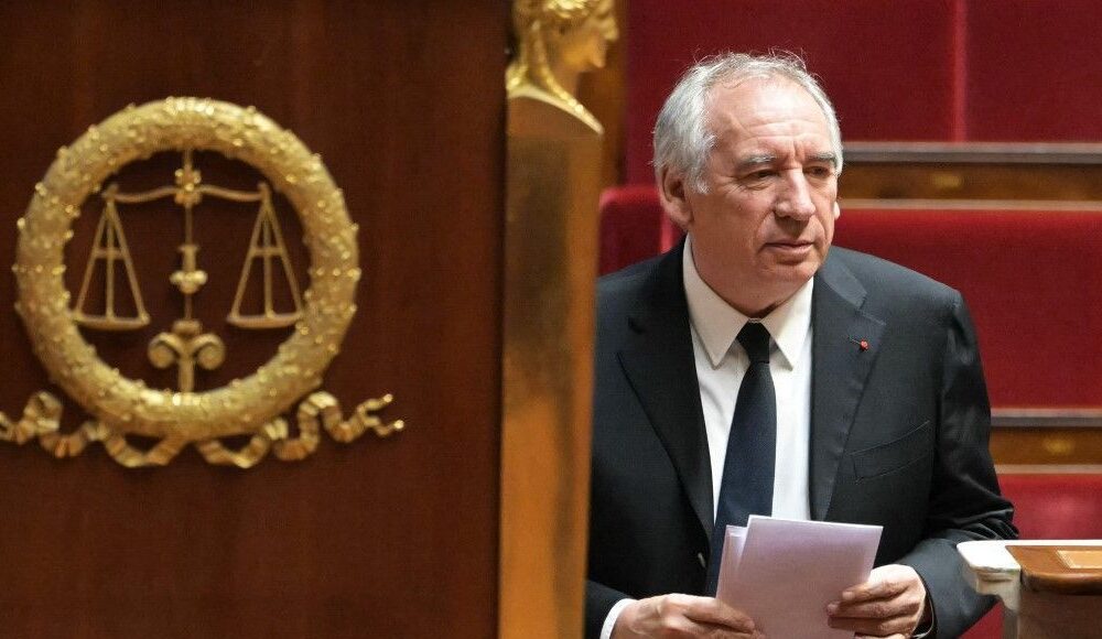 Budget 2025 : François Bayrou a dégainé ses premiers 49.3