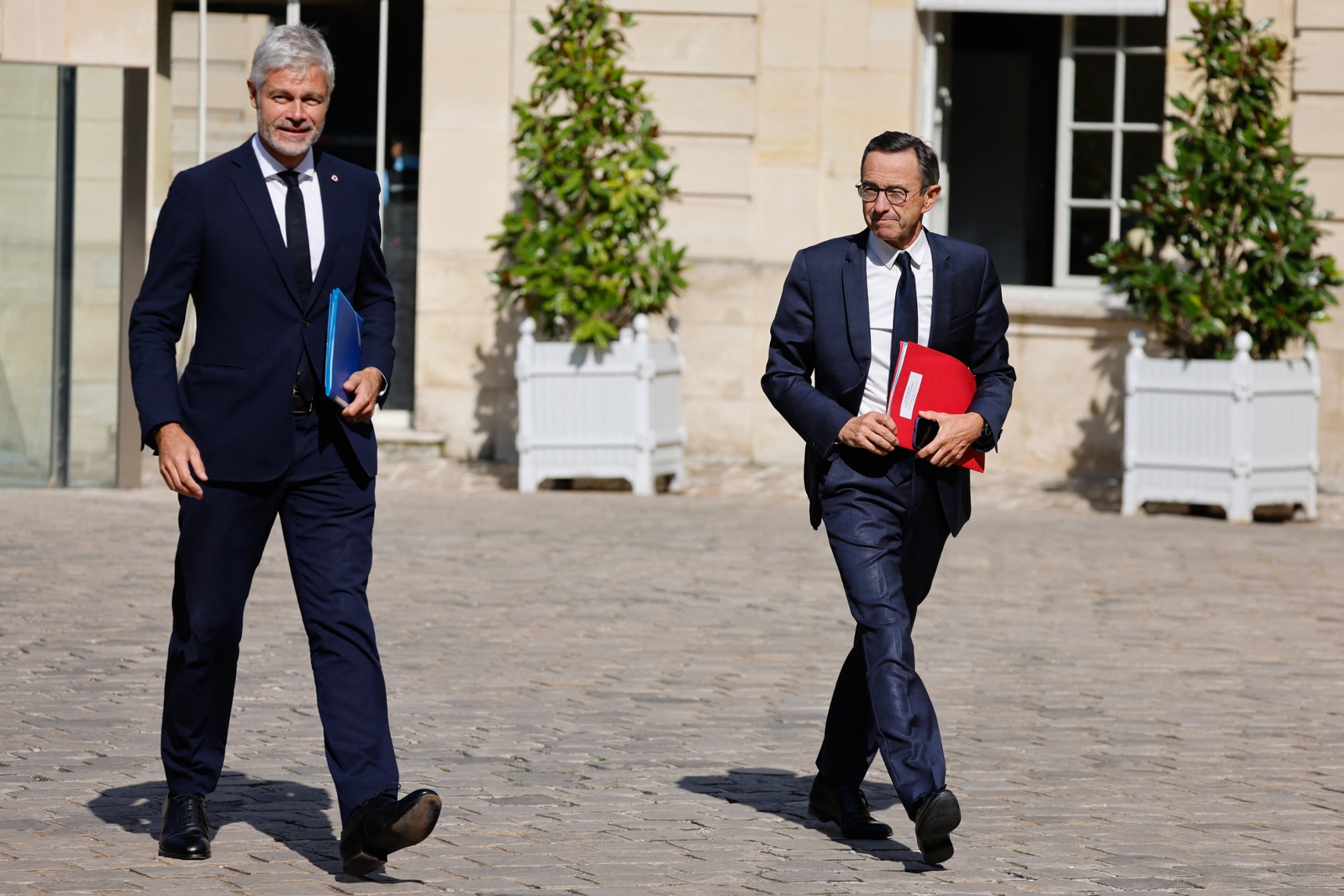 Duel en vue pour la présidence des Républicains : Wauquiez et Retailleau en concurrence
