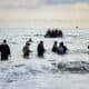 Deux corps découverts sur une plage du Pas-de-Calais, 230 migrants secourus en mer