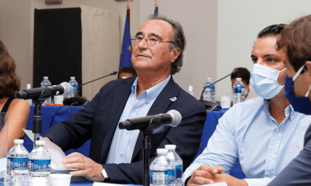 Sète Agglopôle : la succession de François Commeinhes se discute en coulisses