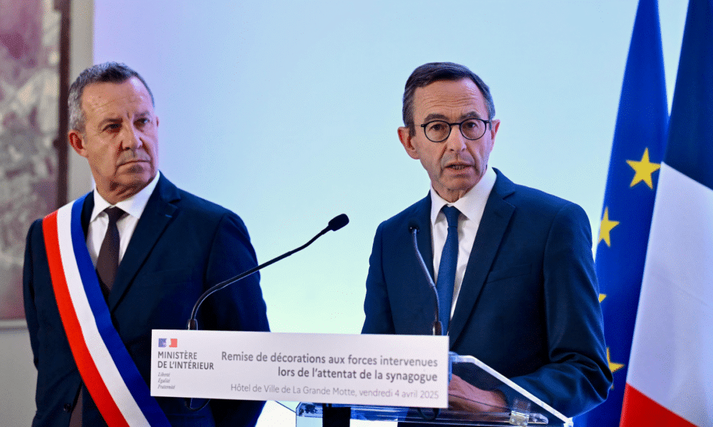 Sète Après le couscous à la mosquée, Commeinhes file applaudir Retailleau sans rompre le jeûne de clarté