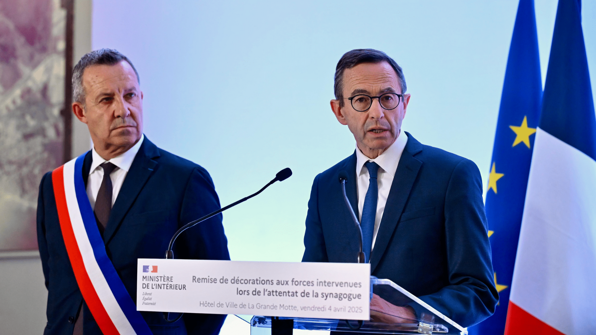 Sète Après le couscous à la mosquée, Commeinhes file applaudir Retailleau sans rompre le jeûne de clarté