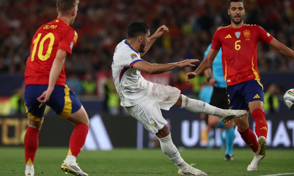 Football : la Roja assomme des Bleus trop fragiles dans une demi-finale spectaculaire