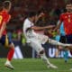 Football : la Roja assomme des Bleus trop fragiles dans une demi-finale spectaculaire