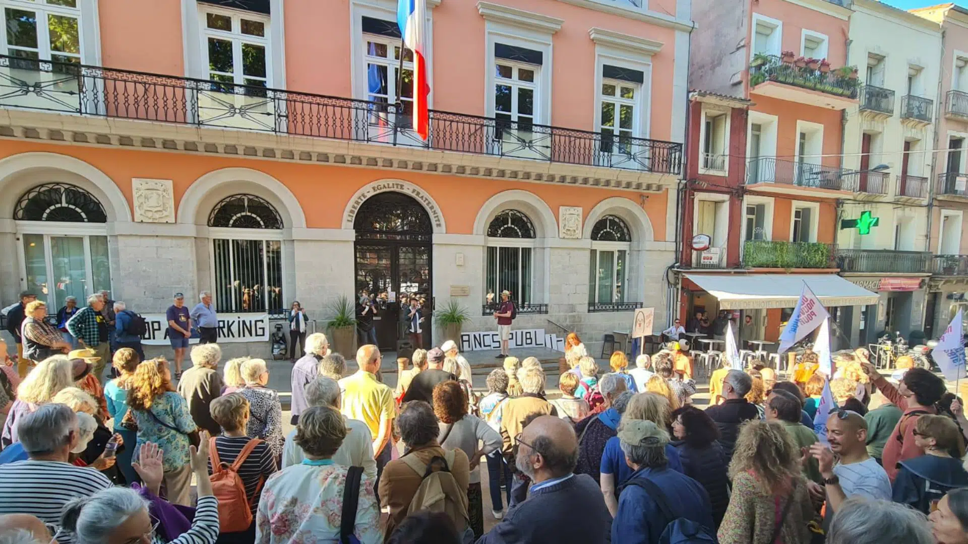 Sète : la saga noire du parking Aristide Briand racontée par le collectif Bancs Publics