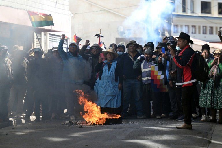 Après 40 jours de blocages la Bolivie active l'état d'exception