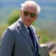 Charles III met ses comptes sur la table pour la première fois