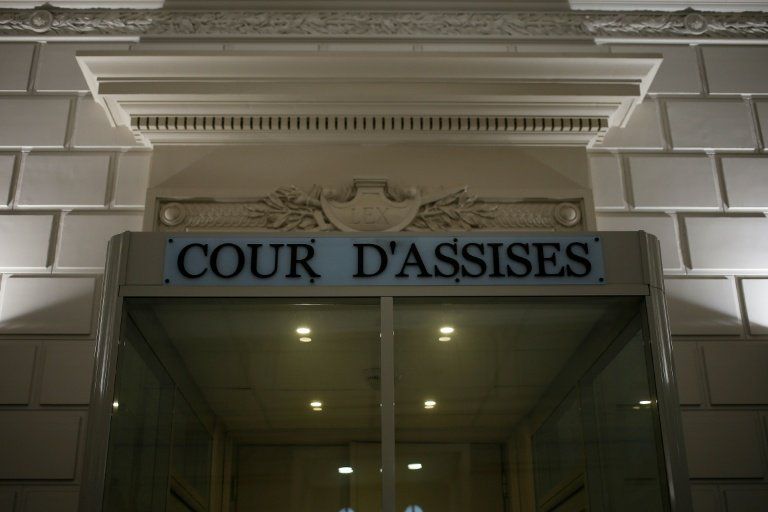 Ma Dalton ou Mamie trésor le double visage d'une septuagénaire au procès pour meurtre