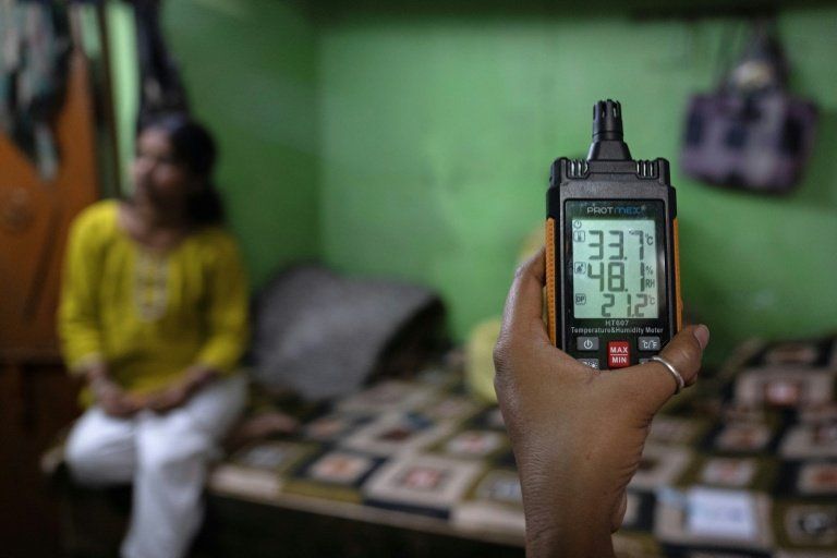 Quand la canicule s'invite même à l'intérieur des maisons à Delhi