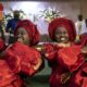 Au Nigeria, deux paires de jumeaux célèbrent un mariage qui défie les coïncidences