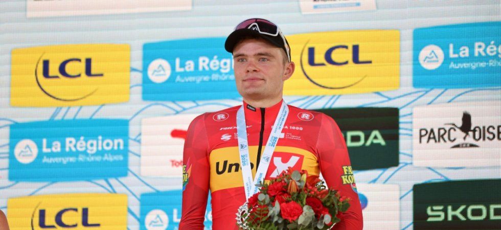 Anthon Charmig gagne, puis se prend un carton jaune