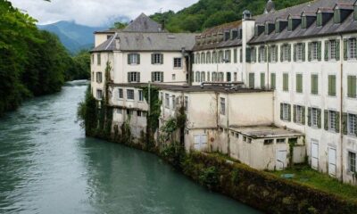 La fermeture du collège Bétharram acte la fin d'un symbole, pas des souffrances