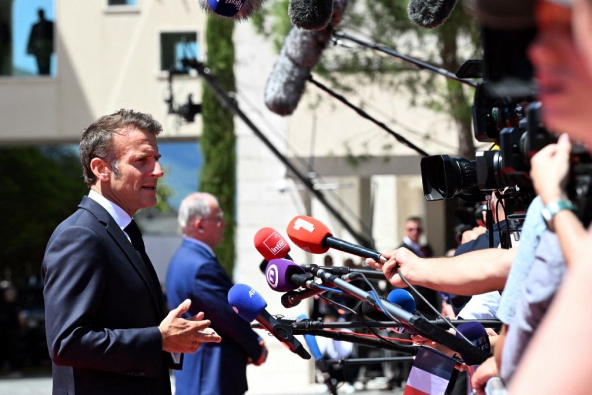 « C’est le moment » Macron croit possible un cessez-le-feu en Ukraine