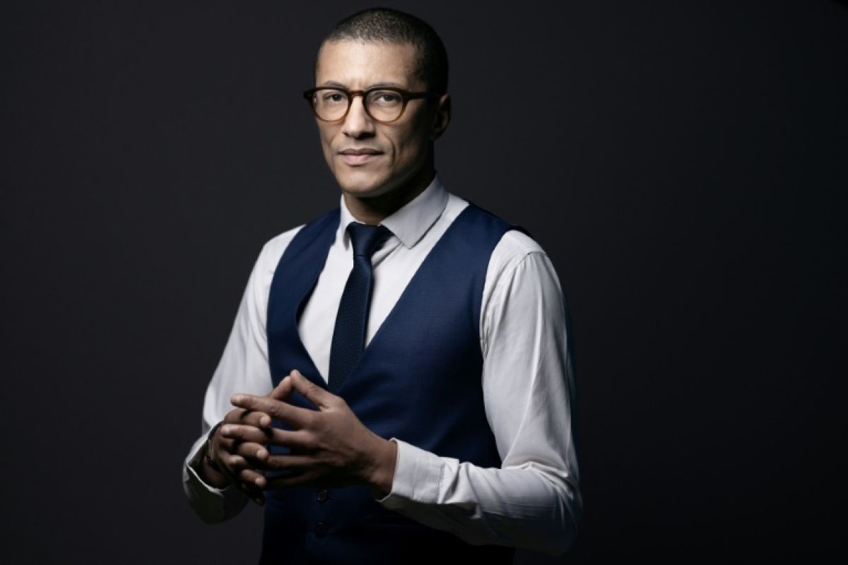 Karim Bouamrane veut briser le duel RN-Mélenchon