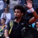 Arthur Fils enchaîne les forfaits et met Wimbledon sous tension