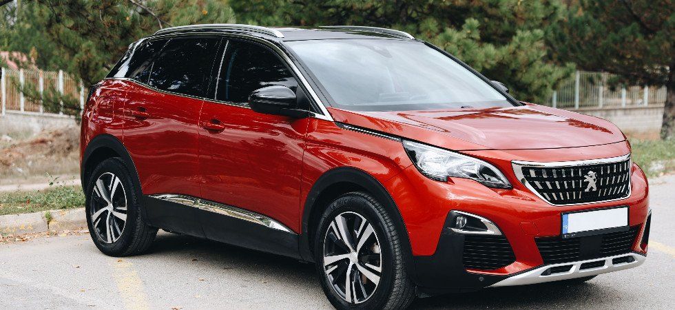 Bloqués dans leur voiture par 40°C le problème caché de ces Peugeot et Citroën