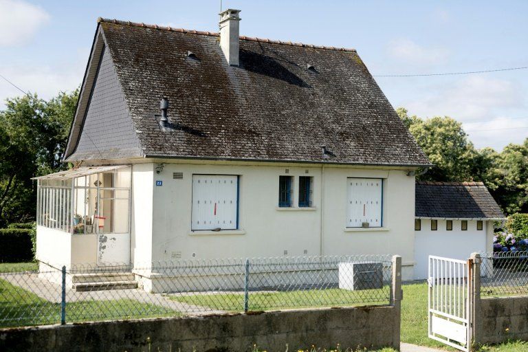 « On ne l'a plus revue après 2020 » : les ossements de sa compagne retrouvés sous la maison, un homme de 72 ans mis en examen pour meurtre