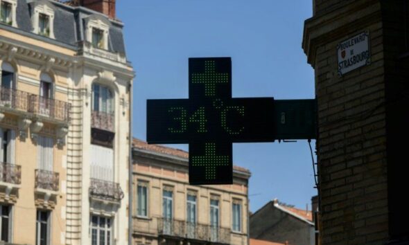 La France suffoque et les trains s’arrêtent