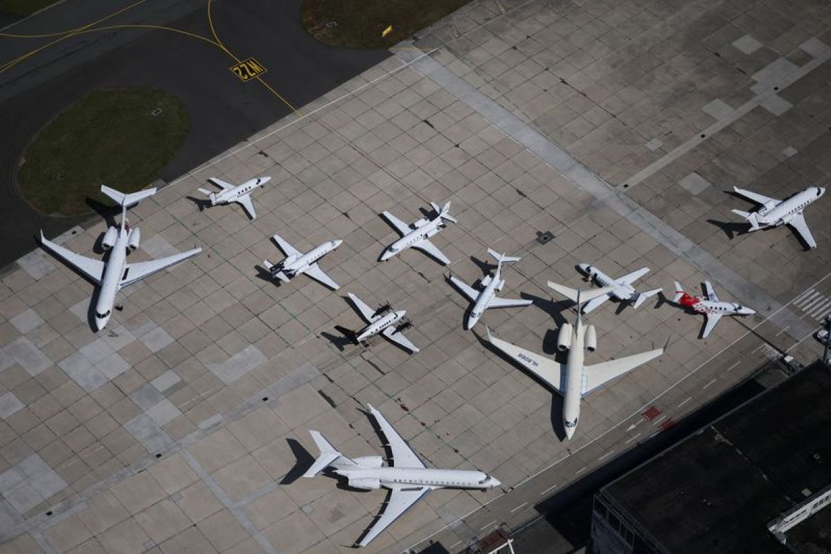 Jets privés en pleine crise les ultra-riches volent plus que jamais