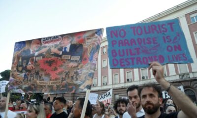 Des milliers d’Albanais crient « non » à un projet touristique XXL lié à la famille Trump